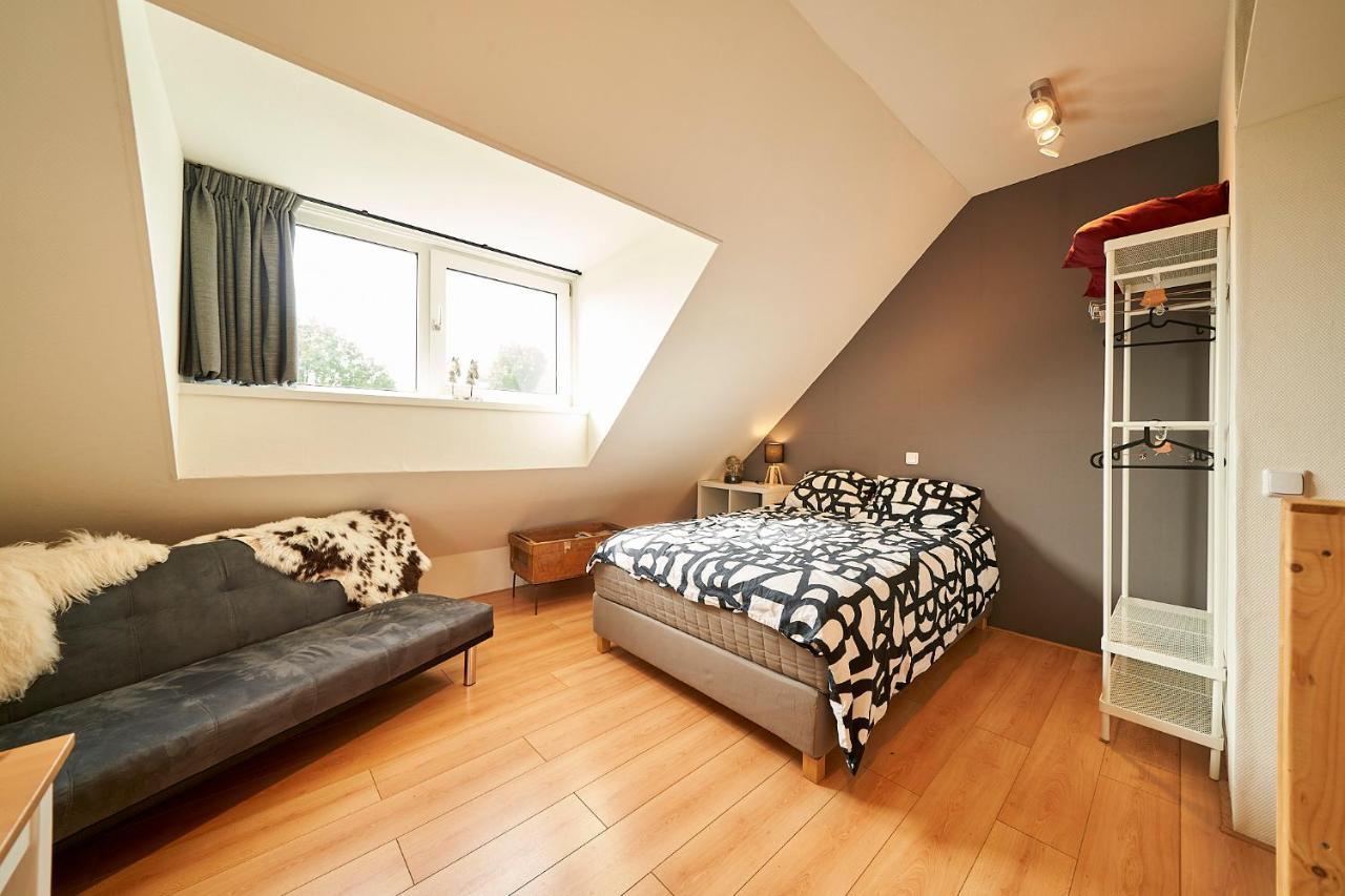 B B Huize Hooijer Bed & Breakfast Беекберген Екстериор снимка