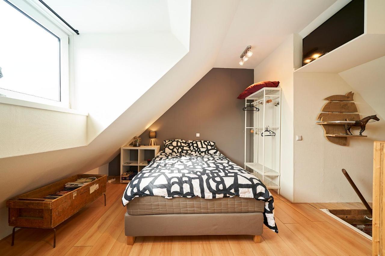 B B Huize Hooijer Bed & Breakfast Беекберген Екстериор снимка